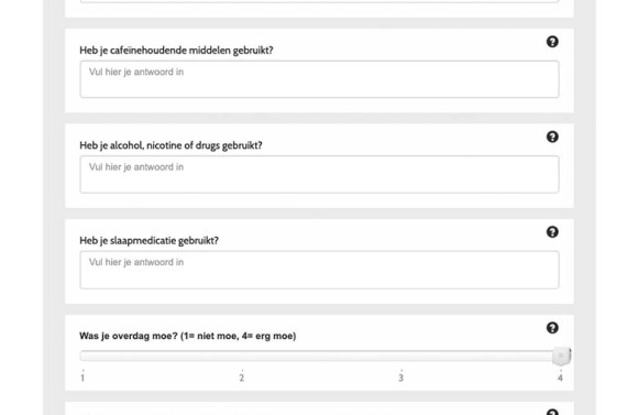 Screenshot van de tool Slaapdagboek van NewHealth. Hier vult de cliënt informatie in.